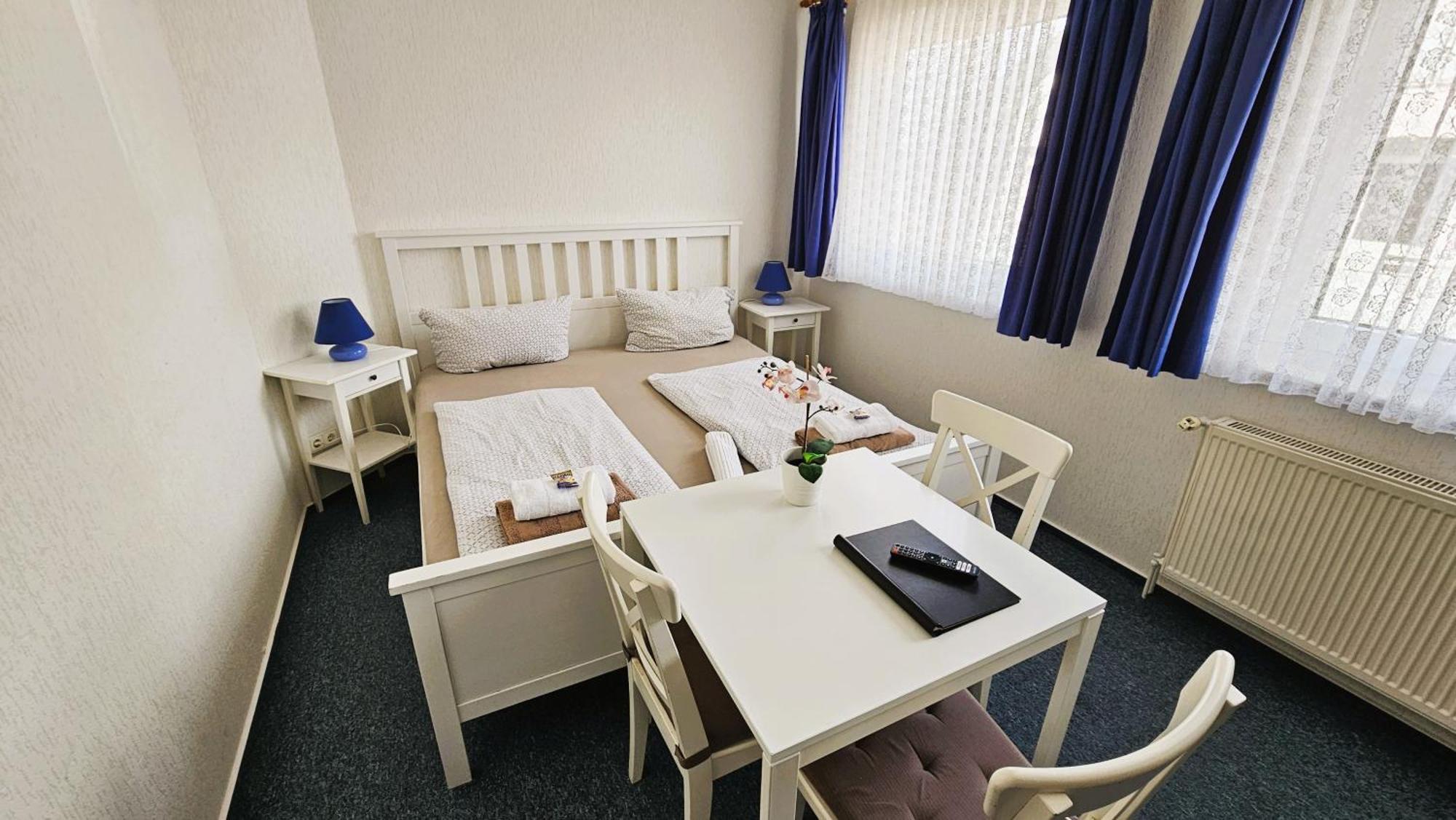 Hotel Dorfkrug Buesum 外观 照片